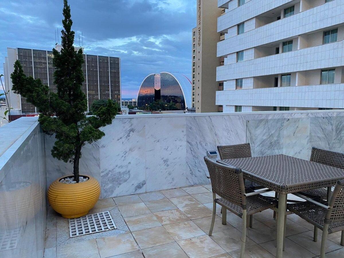 Flat Encantador No 11º Com Vista Pra Torre De Tv Brasília Luaran gambar