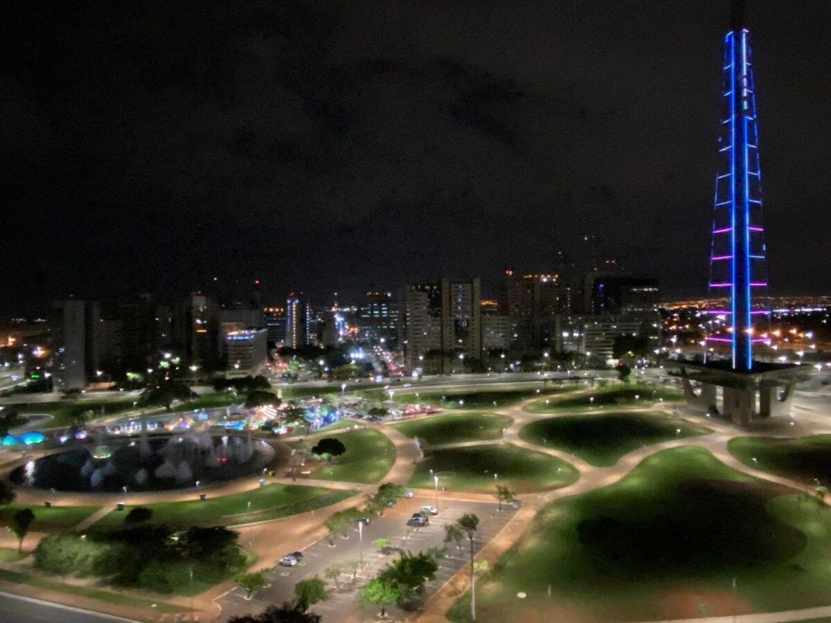 Flat Encantador No 11º Com Vista Pra Torre De Tv Brasília Luaran gambar